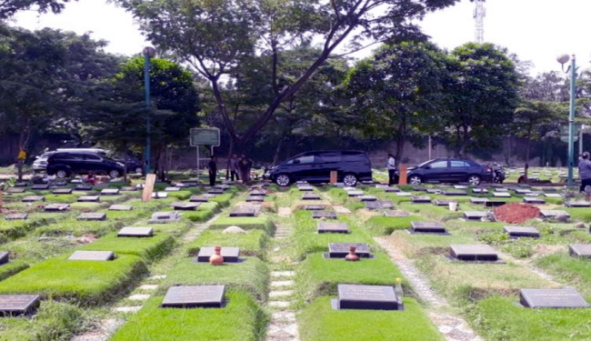 Kasudin Pemakaman JakPus Tak Ambil Pusing Anak Buahnya Rangkap Tiga Jabatan Sekaligus