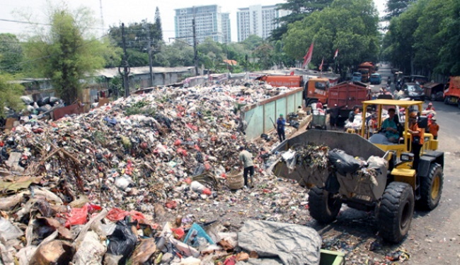 Pengangkutan Sampah di Kota Jakarta Perlu Keseriusan