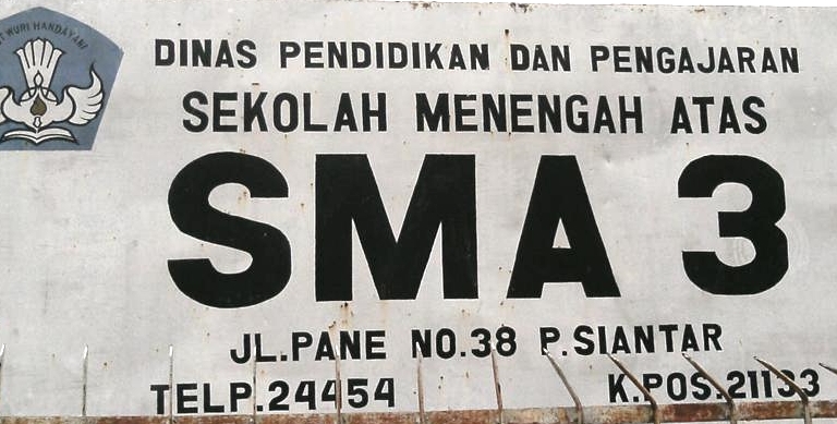 Arogan dan Kerap Ancam Wartawan, Kepsek SMAN 3 Pematangsiantar Diduga Jadikan Satpam Halangi Tugas Wartawan