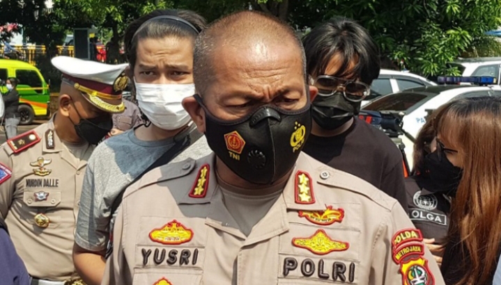 TNI-Polri Bangun Posko Pengamanan Cegah Kerumunan di Pasar Tanah Abang