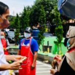 Presiden Jokowi Berikan Bantuan untuk Pedagang di Pasar Sederhana