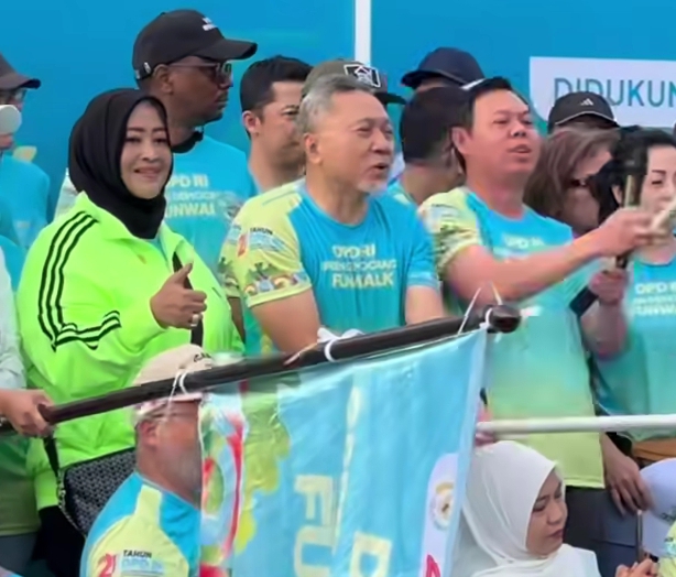 DPD RI Rayakan HUT ke-21 Lewat Green Democracy Fun Walk di GBK, Gaungkan Semangat Demokrasi Hijau